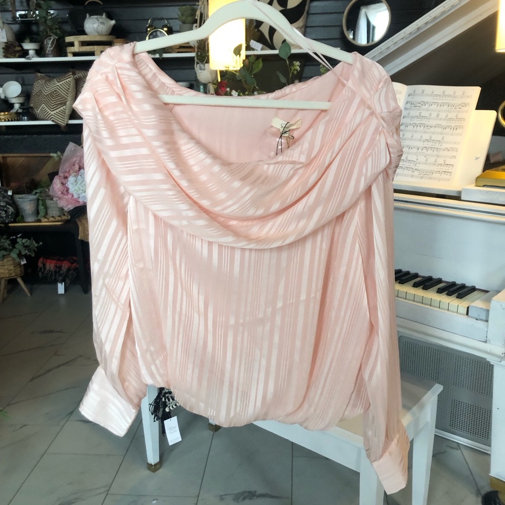 Easel Pink Pleated Sailor Collar Blouse
